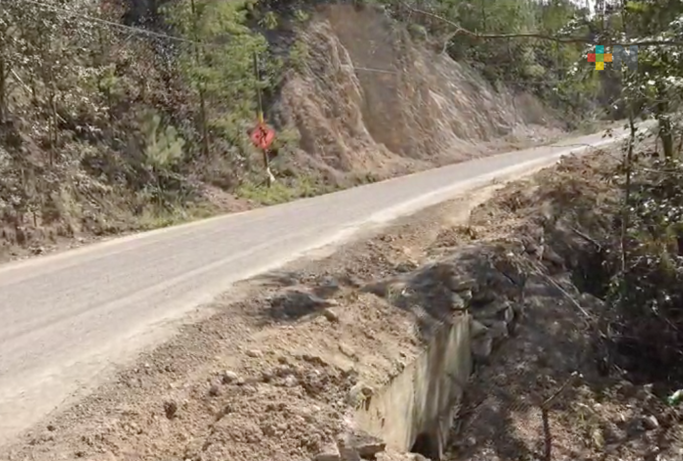 En Ejido La Selva del municipio de Huayacocotla tendrán carretera de calidad